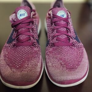 Nike Women's Pink Running Shoes